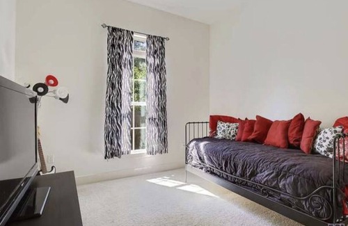 Shenandoah House | COZY AND QUIET MODERN HOME