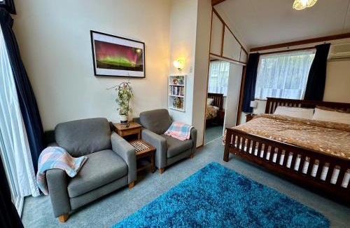 Dunedin Apartment | Cozy and quiet studio apartment with shared spa pool