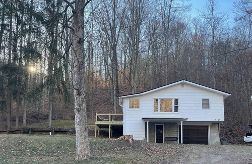 McConnelsville House | Cozy and secluded, recently remodeled 2 bedroom cottage near Muskingum river