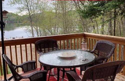 Papineau Regional County Municipality Cottage | Cozy and secluded cottage on a private road. 7 minutes from all amenities.