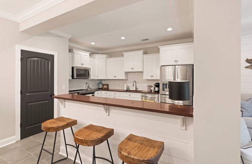 Saint Simons Island House | Cozy and spacious 3-bedroom townhome centrally located on St. Simons Island