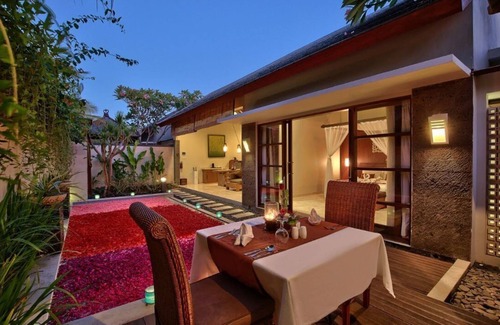 By Pass Ngurah Rai Villa | Cozy and Spacious One Bedroom Deluxe Villa in Jimbaran with a private pool