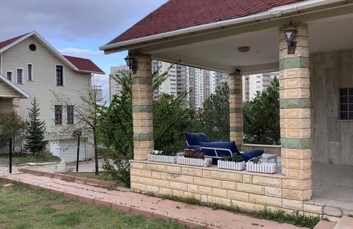 Incek Mahallesi Villa | Cozy and Spacious Villa with Fireplace