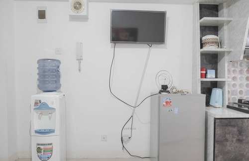 Jatinegara Apartment | Cozy And Tidy Studio At Bassura City Apartment