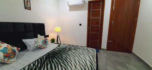 Greater Noida House | Cozy and Tranquil nest with wifi and homely care