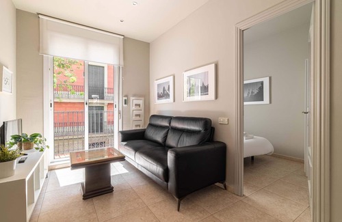 Hostafrancs Apartment | Cozy and well-appointed apartment