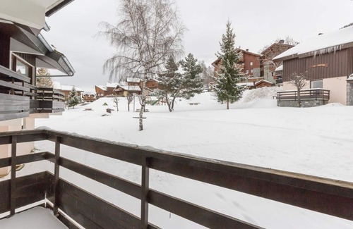 Montalbert Apartment | Cozy Apartment Near Slopes & Shops with South-Facing Balcony