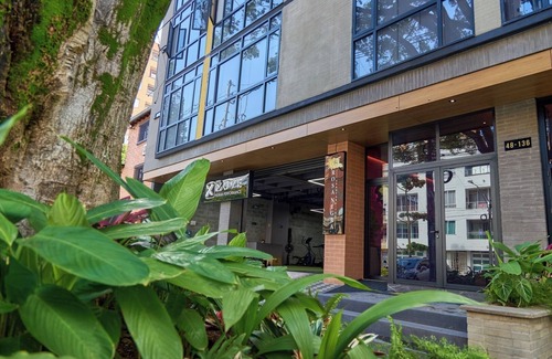 Estadio Apartment | Cozy Aparta-Suite Stadio | Jacuzzi | Rosa Negra