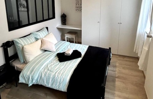 Vernay Apartment | Cozy apartment next to the "Voie Verte" Caluire ( pet-friendly!)