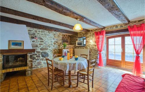 Saint-Chely-d'Aubrac Apartment | Cozy Apartment In Saint-Chely-D'aubrac