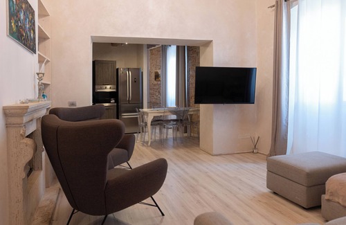 Todi Apartment | Cozy apartment 50 meters from Central Todi Square