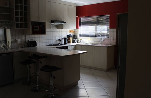 Vineta Apartment | Cozy apartment central to town. Nice for small families