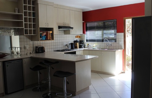 Vineta Apartment | Cozy apartment central to town. Nice for small families