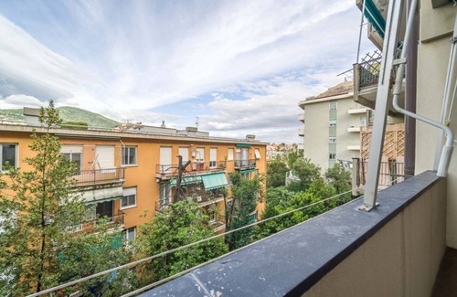 Albaro Apartment | Cozy apartment equipped with every type of comfort to accommodate up to 2 people. The flat is located in a quiet residential area equipped with the essential services for a comfortable stay, just a 7-minute walk from the Genova Sturla station, with which