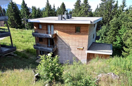 Chamrousse Apartment | Cozy apartment for 4 people, Chamrousse, pets allowed