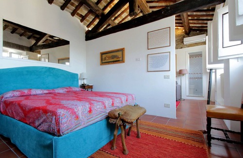 Roman Ghetto Apartment | Cozy apartment for 4 in the city centre with nice little terrace