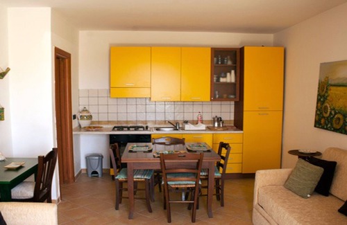 Castro Marina Apartment | Cozy Apartment for 4