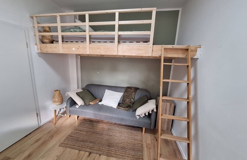 Bielefeld Condo | Cozy apartment for 6 guests | WLAN | terrace
