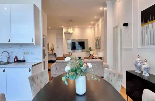 Brussels Apartment | Cozy Apartment for 9 Guests Brussels Midi Station