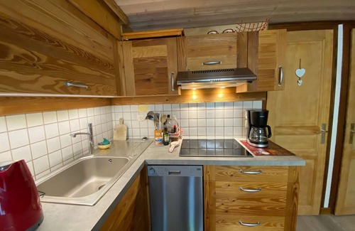 Le Grand-Bornand Apartment | Cozy apartment for 6 with large terrace and parking, close to activities