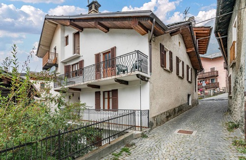 Brusson Apartment | Cozy apartment in Brusson AO with WiFi