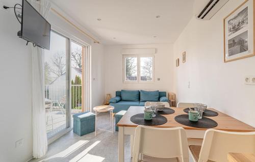 Coupvray Apartment | Cozy Apartment In Coupvray With Wifi