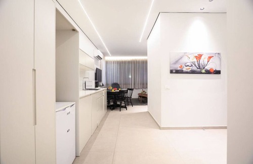 Tel Aviv City Center Apartment | Cozy Apartment in the Heart of Tel Aviv