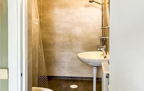 Kristinehamn Apartment | Cozy Apartment In Kristinehamn
