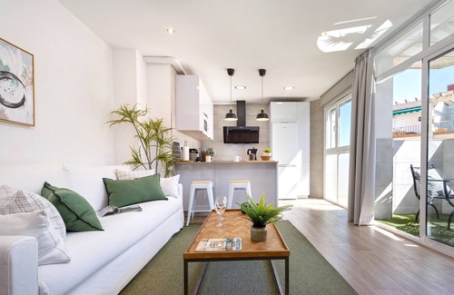 Ensanche Centro Apartment | Cozy apartment in Málaga Center. Duquesa de Parcent