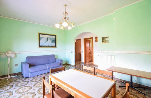 Perdifumo Apartment | Cozy apartment in Perdifumo with WiFi