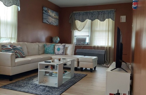 Rochdale Apartment | Cozy Apartment in Queens with MAXIMUM 2 guests allowed. Unit Shared with host.