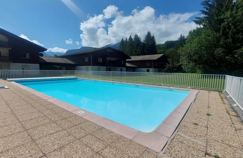 Samoens Apartment | Cozy Apartment in Quiet Residence with Indoor & Outdoor Pools, Near Samoëns Center