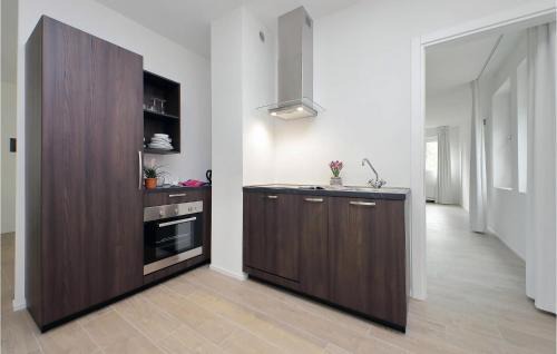 Siena Apartment | Cozy Apartment In Siena With Kitchen
