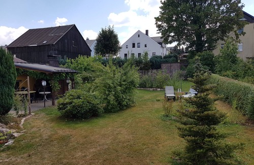 Eibenstock Condo | Cozy apartment in the beautiful Ore Mountains - apartment autumn