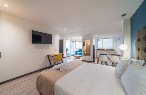 Financial District Apartment | Cozy Apartment in Zona G + Terrace