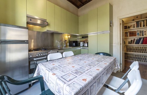 Rione VIII Sant'Eustachio Apartment | Cozy apartment located on the fourth floor of a building with a lift not suitable for the disabled. At the entrance there are two steps, as well as inside the apartment.It comfortably accommodates 3 people in 65 square meters.We are located in the heart