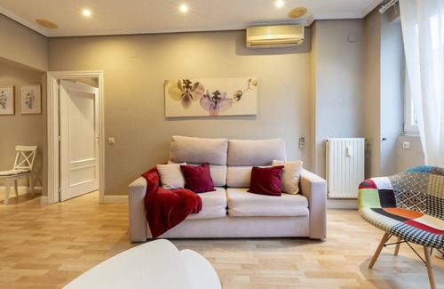 Guindalera Apartment | Cozy Apartment Madrid. Bº SALAMANCA, IFEMA. AEROPUERTO. 2 ROOMS- 6 PAX - ELEVATOR