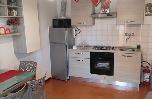 Pisa Apartment | Cozy apartment Near airport, Tower, hospital, pets allowed