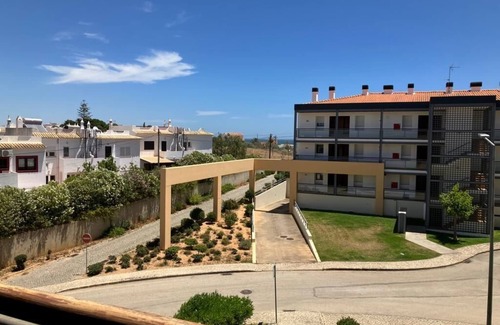 Telheiro Condo | Cozy apartment near the beach!