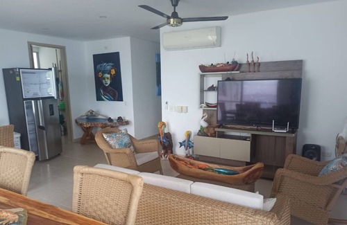 Covenas Apartment | Cozy Apartment: Pool and Ocean Front. Apt 603 Edif. Fontaine Bleu, Coveñas