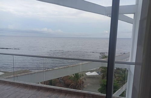 Covenas Apartment | Cozy Apartment: Pool and Ocean Front. Apt 603 Edif. Fontaine Bleu, Coveñas