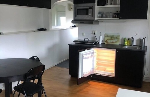 Farsta Apartment | Cozy apartment in a nice and quiet residential area close to nature.