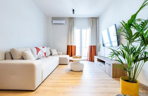 Makrigianni Apartment | Cozy Apartment steps away from Acropolis and the Metro Station by Lumen Living