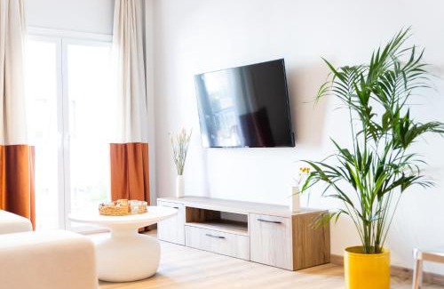 Makrigianni Apartment | Cozy Apartment steps away from Acropolis and the Metro Station by Lumen Living
