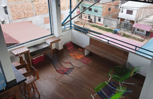 Calleria House | Cozy Apartment with AC, Kitchen & 3 bedrooms