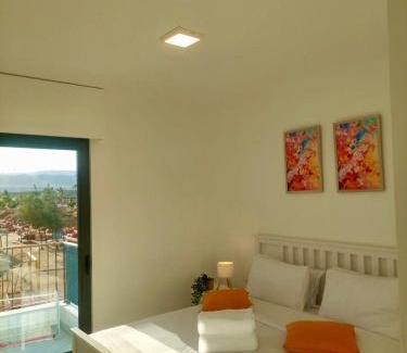 Aqaba Apartment | Cozy Apartment with Private Beach, couples and families only