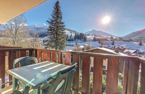 La Clusaz Apartment | Cozy apartment with south balcony and wifi, pets allowed