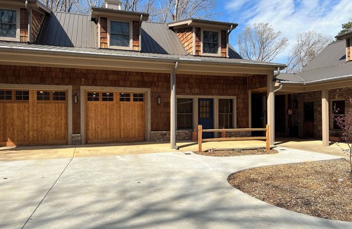 Reed Creek Apartment | Cozy apartment with WiFi and AC in wonderful Hartwell