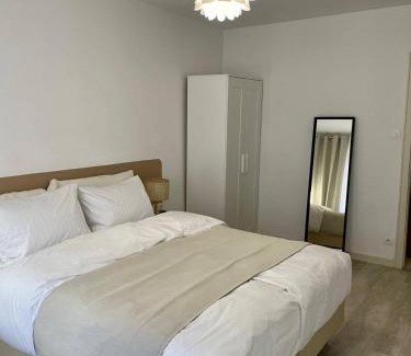 Poincare Apartment | Cozy Appartement Halles Strasbourg