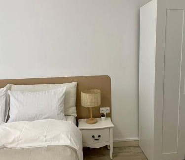 Poincare Apartment | Cozy Appartement Halles Strasbourg
